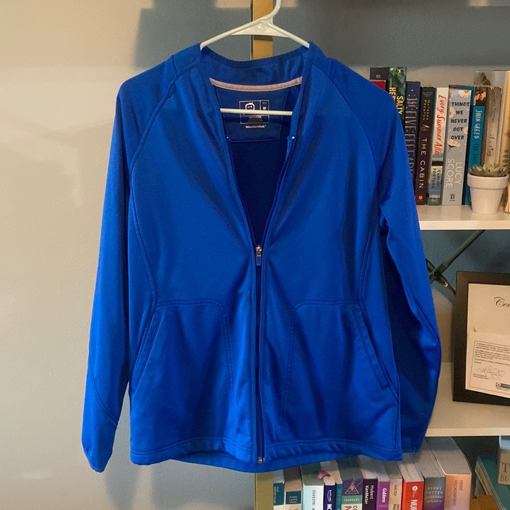 Scrub jacket